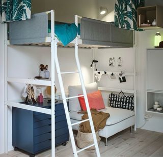 Cama alta IKEA VITVAL