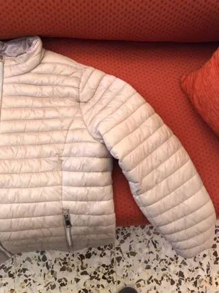 Chaqueta acolchada beige clarito o crema talla XXL