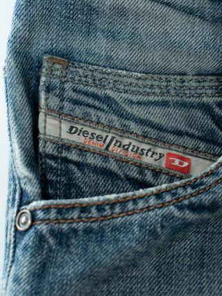 Pantalones Diesel