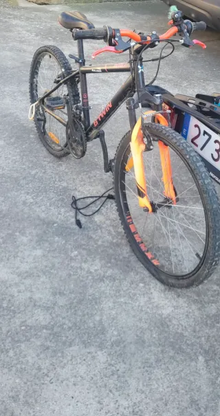 Bicicleta infantil B'Twin Rockrider
