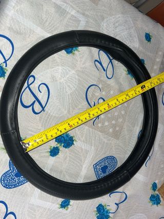 Coprivolante auto nero
