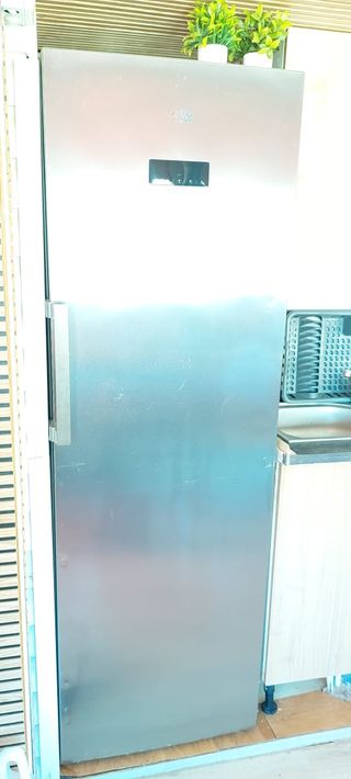 Nevera y Congelador 180cm