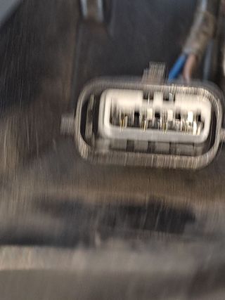 PILOTO TRASERO DERECHO RENAULT ZOE 687429