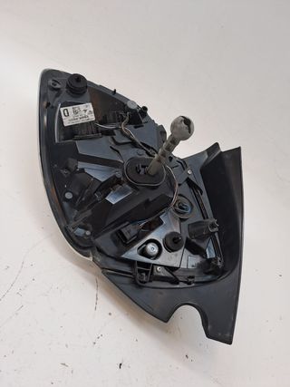 PILOTO TRASERO DERECHO RENAULT ZOE 687429