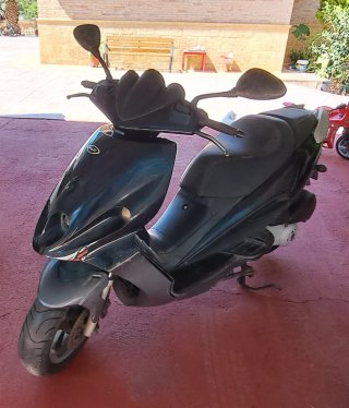 Malaguti Phantom 250cc Maxi Scooter