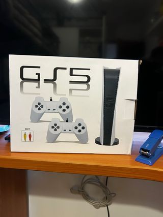 Consola GS5 con 2 mandos