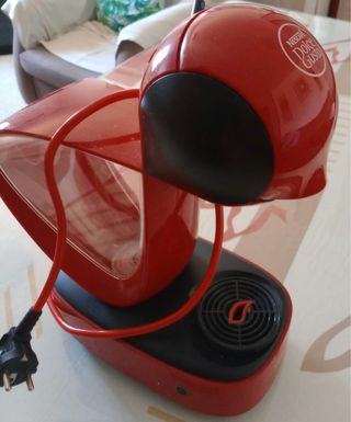 Cafetera Nescafé Dolce Gusto Roja