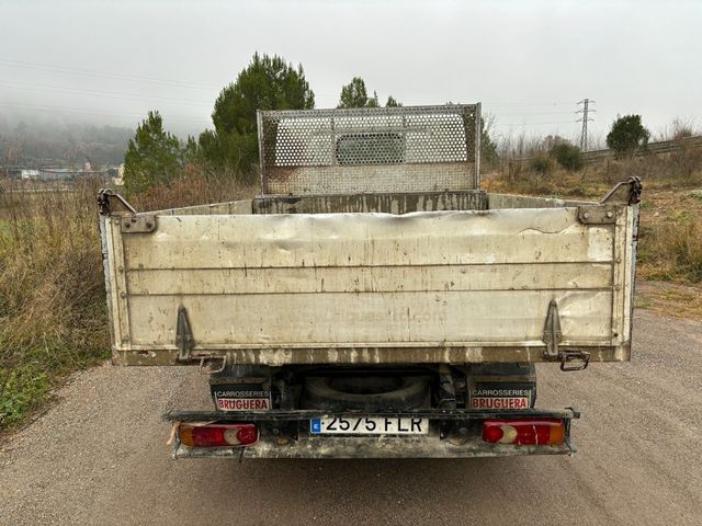 Nissan Cabstar Basculante