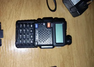 Walkie Talkie Baofeng UV-5R Dual Band VHF/UHF