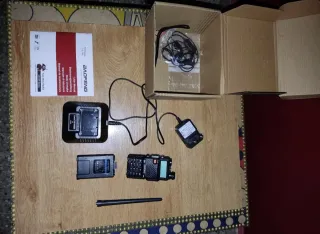 Walkie Talkie Baofeng UV-5R Dual Band VHF/UHF