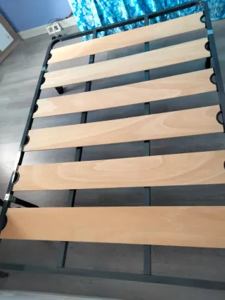 Somier de tablas madera y metal