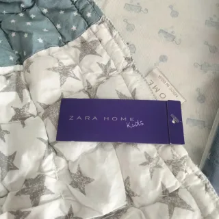 Colcha cuna Zara Home estrellas y rayas