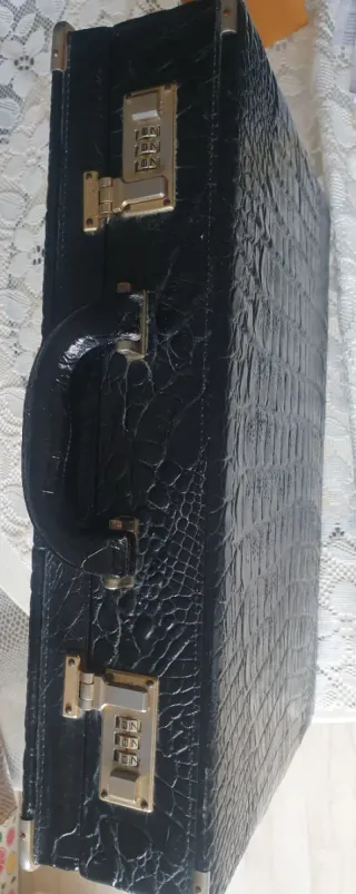 Valigetta 24 ore pelle nera coccodrillo