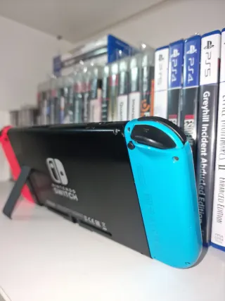 Nintendo Switch Azul y Rojo