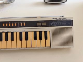 Teclado Casio CK-10 AM/FM Stereo Radio