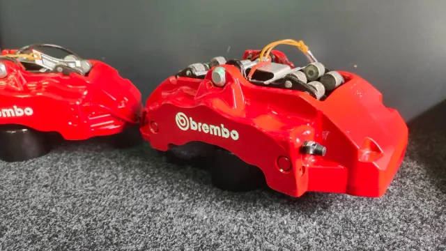 ✅Pinzas freno BREMBO z18 6 pistones