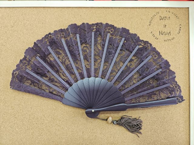 Abanicos de madera y encaje