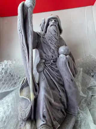 Figura Mago Detallada x30cm, es un velon+1kl.