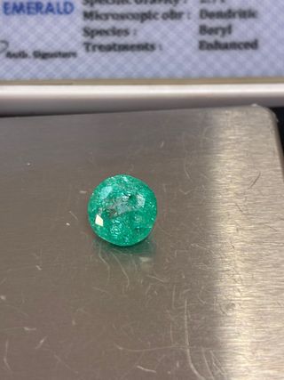 Esmeralda Colombiana 4.65ct Certificada