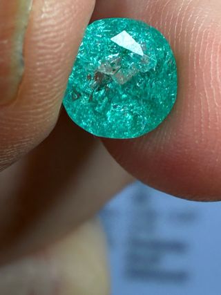 Esmeralda Colombiana 4.65ct Certificada
