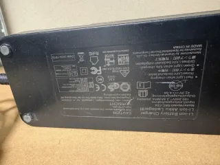 Cargador Specialized Bicicleta Eléctrica