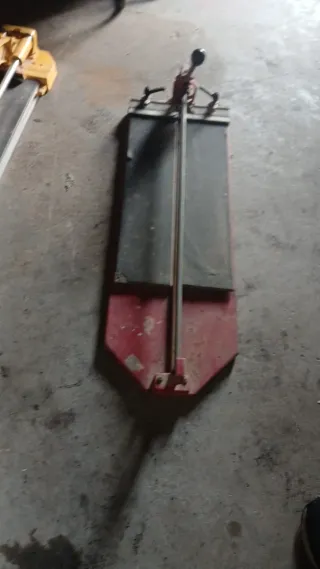 Cortadora de azulejos manual