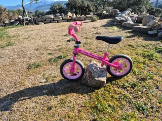 Bicicleta infantil rosa Chicco