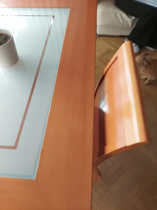 Mesa de comedor extensible con 4  sillas