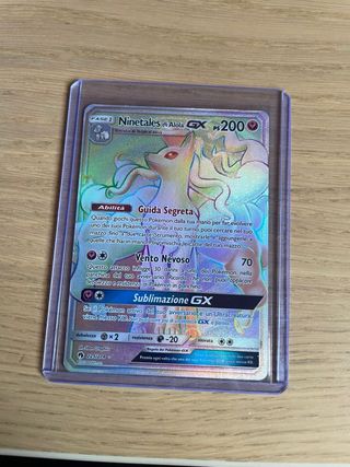 Carta Pokemon Ninetales di Alola GX