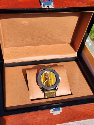 Reloj Automático Ojo de Tigre Petos_Seiko