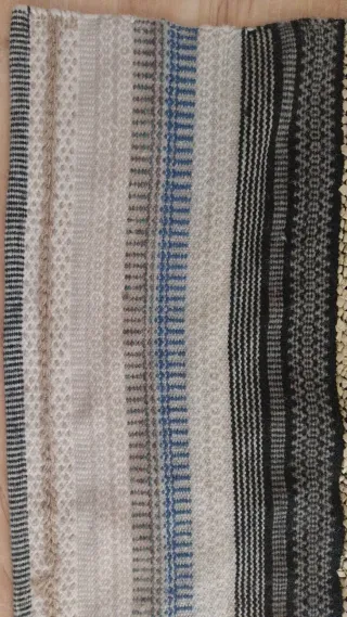 Alfombra de lana. 2,33 x 1,48