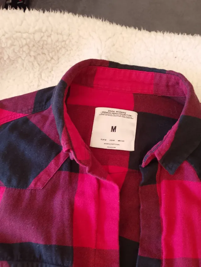 Dos Camisas cuadros roja y negra mujer Volante..