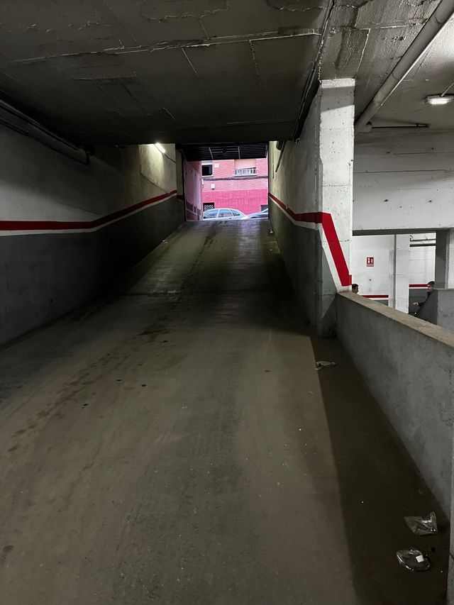 Alquiler plaza moto Santa Coloma de Gramanet