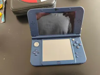 Nuovo Nintendo 3DS XL Blu metallico con scatola