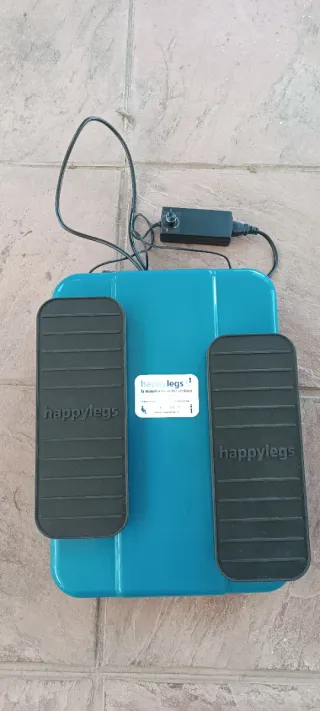 Ejercitador piernas persona mayor