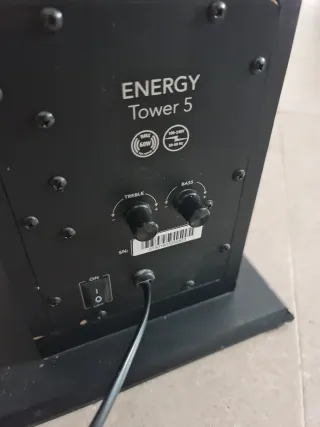 Torre de Sonido Energy Negra como nueva Bluetooth