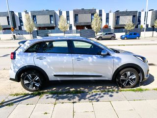 KIA NIRO 1.6 HEV (Híbrido) 141CV – febrero 2021 –