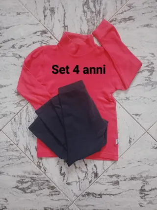 Set 4 anni: maglia rossa e pantaloni neri