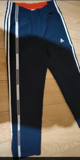 Chándal Adidas azul y naranja