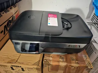 Impresora HP OfficeJet 3833 Multifunción