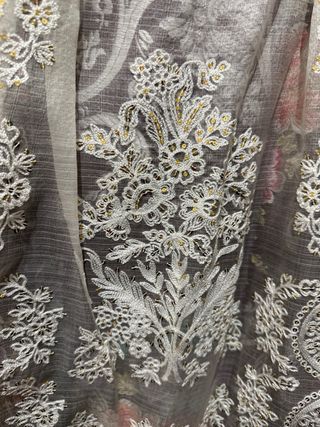 Traje de fallera con manteletas y zapatos N 39