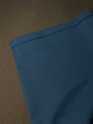 Alo Yoga Pantalón Corto Azul