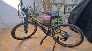 Bicicleta Hexagon 24 Negra y Amarilla