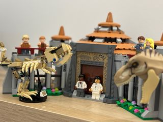 LEGO Jurassic World Centro Visitantes 76961
