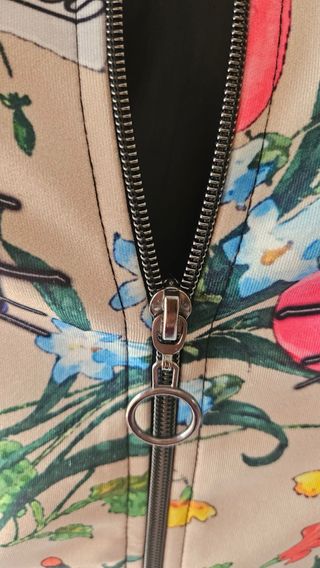 Chaqueta Estampada Floral y Tigre