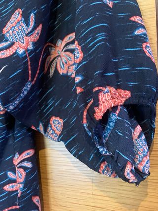 Vestido negro estampado floral