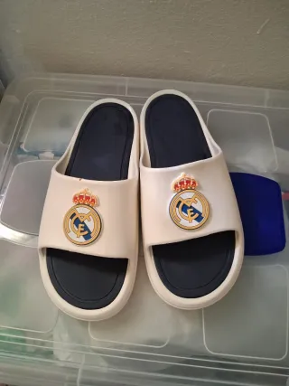 Chanclas Real Madrid Talla 39
