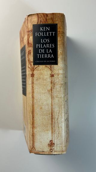 Los pilares de la Tierra Ken Follett tapa dura