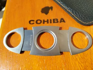 Cortador de puros Cohiba Guillotina