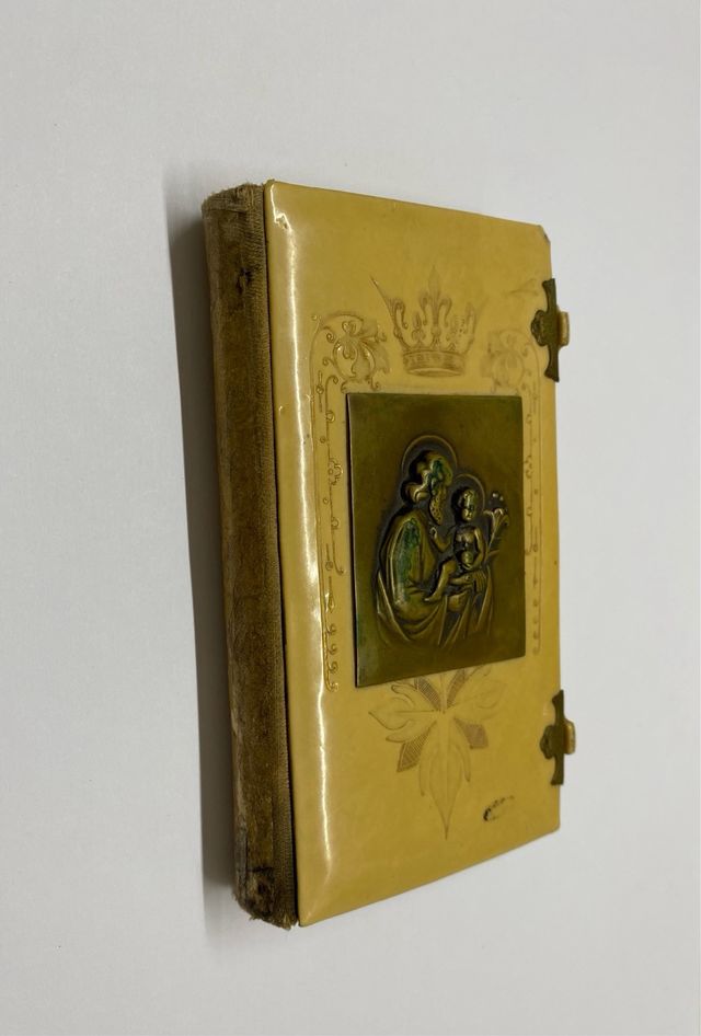 Pequeño devocionario de 1907